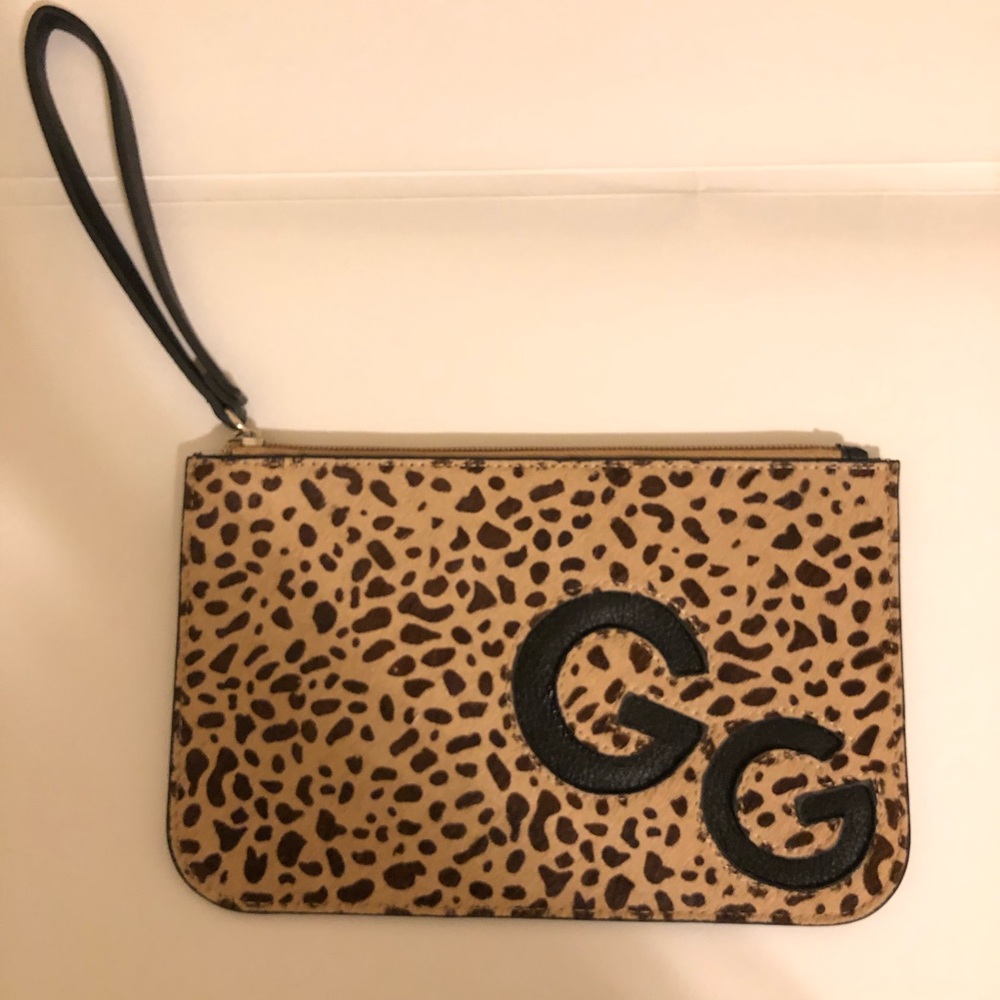 ❌❌SOLD❌❌G by Guess Wristlet Leopard Print